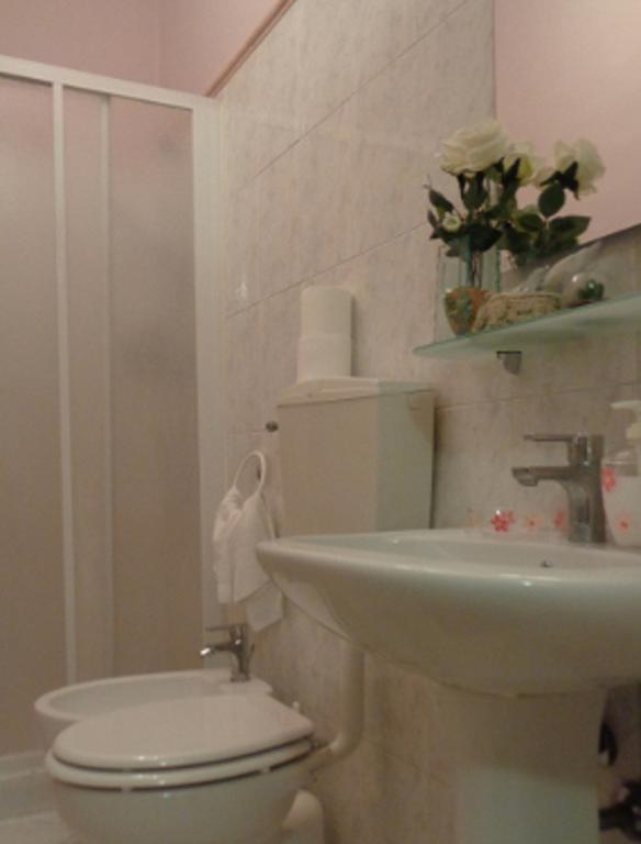 Affittacamere La Camelia Лукка Экстерьер фото